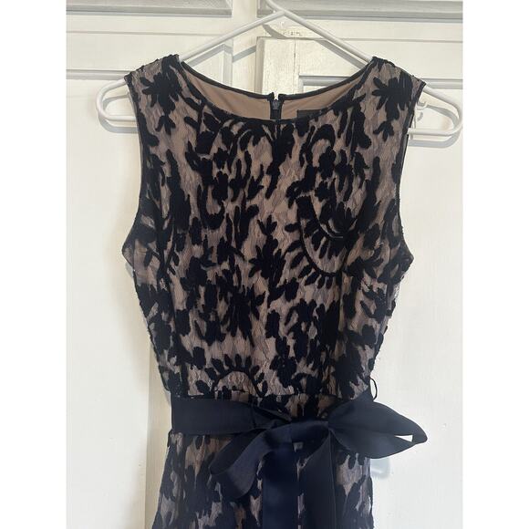 Adrianna Papell Dress Size 2 Navy Blue Lace Formal Sleeveless Evening Gown Maxi - Picture 2 of 16